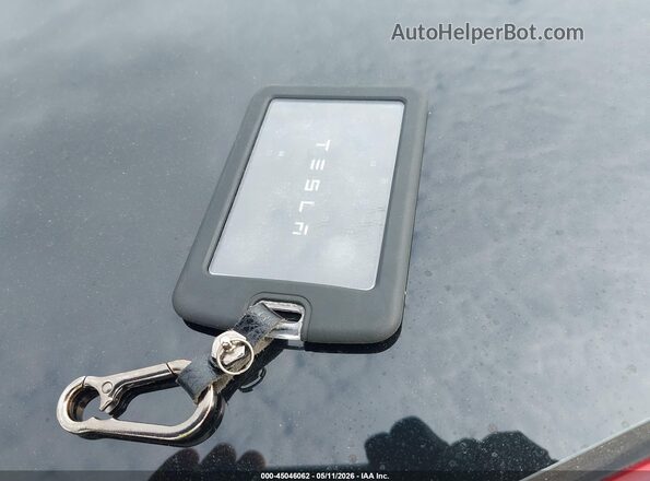5YJ3E1EB7MF862802 2021 TESLA MODEL 3 Red Առջևի վահանակի տեսք