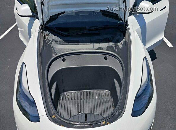 5YJ3E1EB8NF276384 2022 TESLA MODEL 3 White Вид панелі приладів