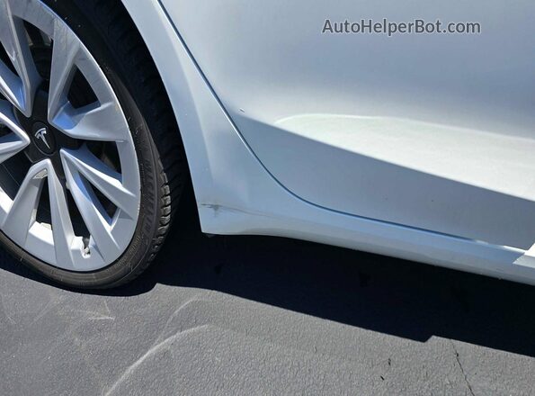 5YJ3E1EB8NF276384 2022 TESLA MODEL 3 White Панорамний вид салону 360°