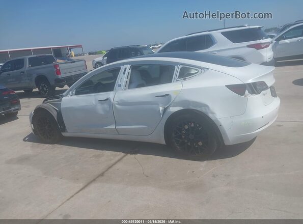 5YJ3E1EB9LF742661 2020 TESLA MODEL 3 White Vista interior trasera