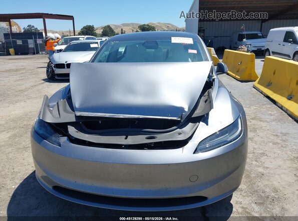 5YJ3E1EB9SF892865 2025 TESLA MODEL 3 Gray Սարքավորումների վահանակի տեսք