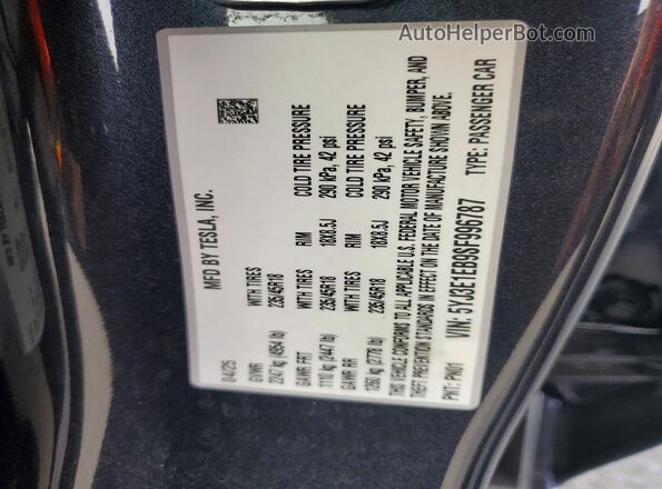 5YJ3E1EB9SF996787 2025 TESLA MODEL Gray Engine compartment view