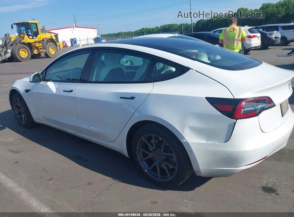 5YJ3E1EBXMF059692 2021 TESLA MODEL 3 White Widok wnętrza 360 stopni