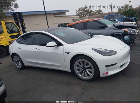 5YJ3E1EBXNF145361 2022 TESLA MODEL 3 Белый Панорамный вид салона 360°