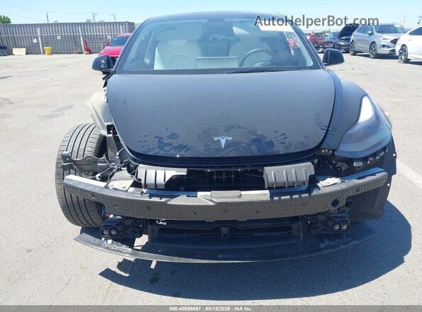 5YJ3E1EBXPF711358 2023 TESLA MODEL 3 Black Widok z przodu