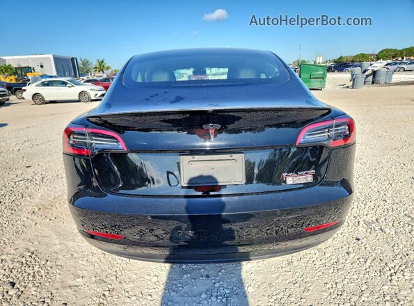 5YJ3E1EC0NF363477 2022 TESLA MODEL Black 