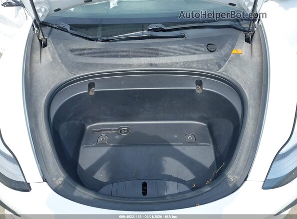 5YJ3E1EC4LF603207 2020 TESLA MODEL 3 White Հետևի տեսք