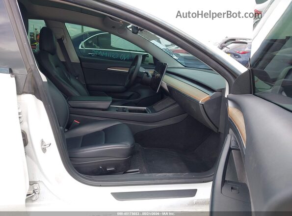 5YJ3E1EC6NF259866 2022 TESLA MODEL 3 Белый Вид салона спереди