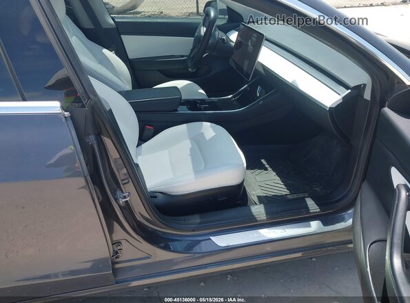 5YJ3E1EC8LF791925 2020 TESLA MODEL 3 Gray Front interior view