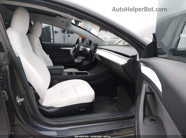 5YJ3E1EC8MF061160 2021 TESLA MODEL 3 Gray Front interior view