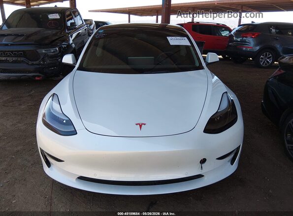5YJ3E1ECXNF209102 2022 TESLA MODEL 3 White Вид панелі приладів