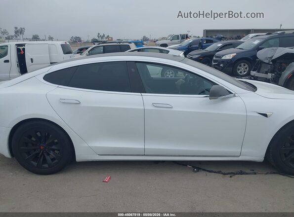 5YJSA1E22JF281016 2018 TESLA MODEL S White Вид задньої частини салону