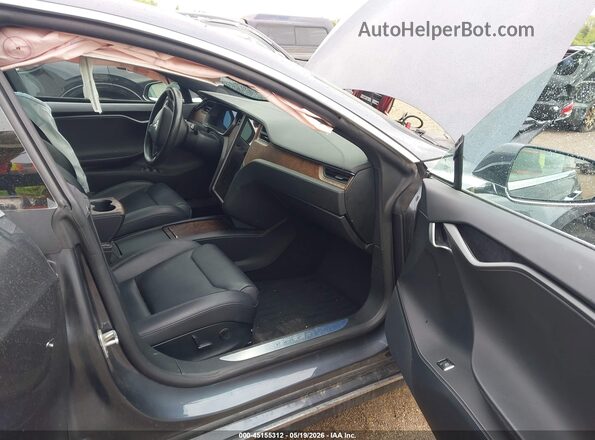 5YJSA1E28JF256802 2018 TESLA MODEL S Gray 