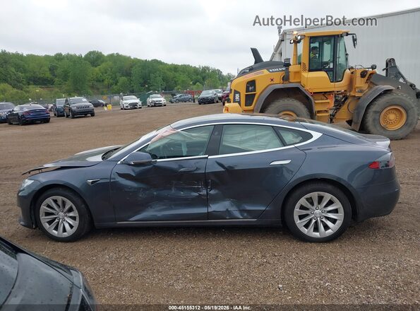 5YJSA1E28JF256802 2018 TESLA MODEL S Gray 