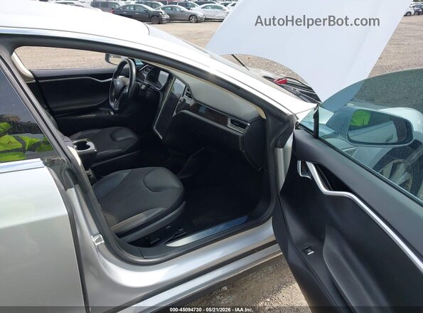 5YJSA1E2XGF130207 2016 TESLA MODEL S Silver Вид салону спереду