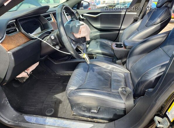 5YJSA1E2XHF190831 2017 TESLA MODEL Черный Вид салона спереди