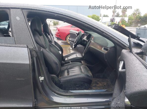5YJSA1E43GF174938 2016 TESLA MODEL S Gray Вид салону спереду