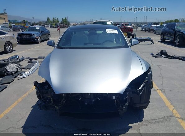 5YJSA1E53RF545219 2024 TESLA MODEL S Gray უკანა სალონის ხედი