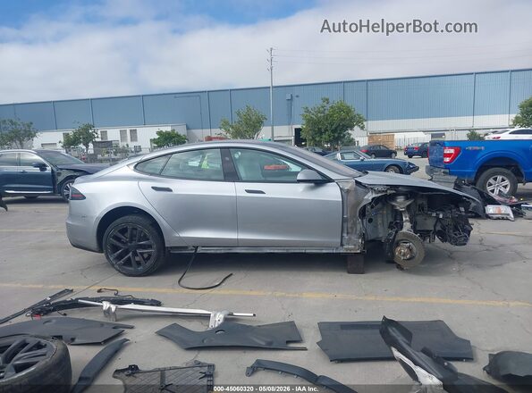 5YJSA1E53RF545219 2024 TESLA MODEL S Gray სალონის 360-გრადუსიანი ხედი