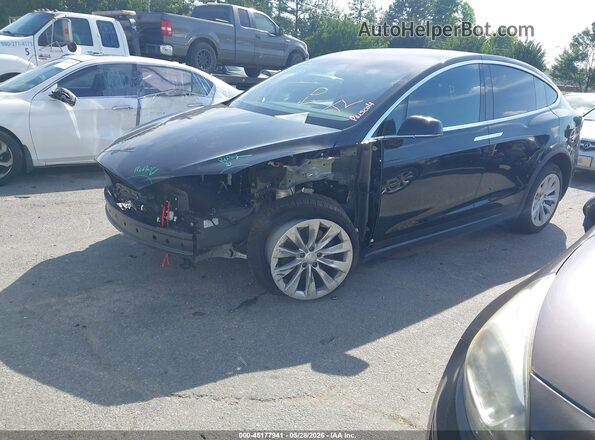 5YJXCBE20HF069960 2017 TESLA MODEL X Black Front left