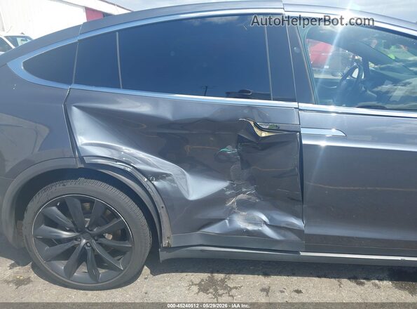 5YJXCBE24LF272844 2020 TESLA MODEL X Gray Vista frontal
