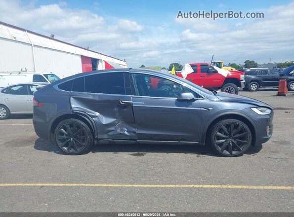 5YJXCBE24LF272844 2020 TESLA MODEL X Gray Vista interior trasera