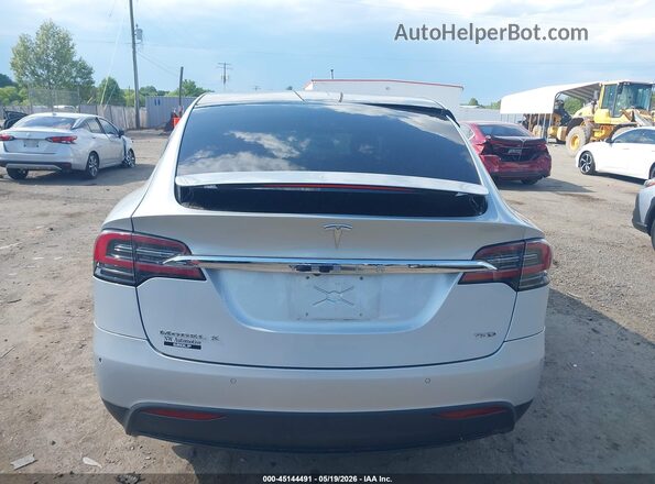 5YJXCBE28GF009147 2016 TESLA MODEL X Silver 