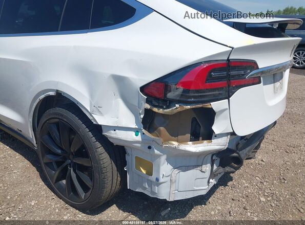 5YJXCBE2XMF323703 2021 TESLA MODEL X White Widok z przodu