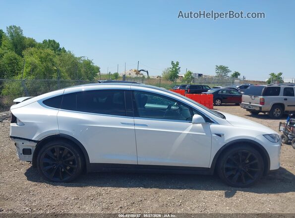 5YJXCBE2XMF323703 2021 TESLA MODEL X White Widok wnętrza z tyłu