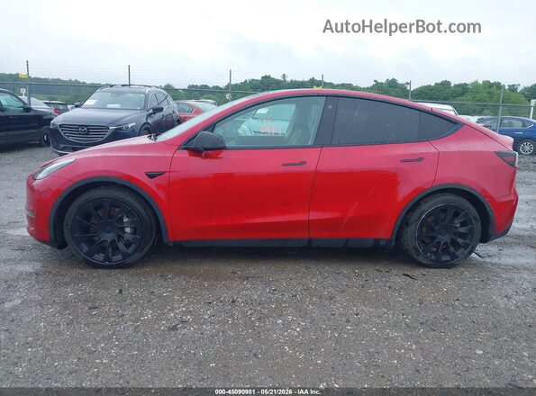 5YJYGAEE4MF155375 2021 TESLA MODEL Y Red სალონის 360-გრადუსიანი ხედი