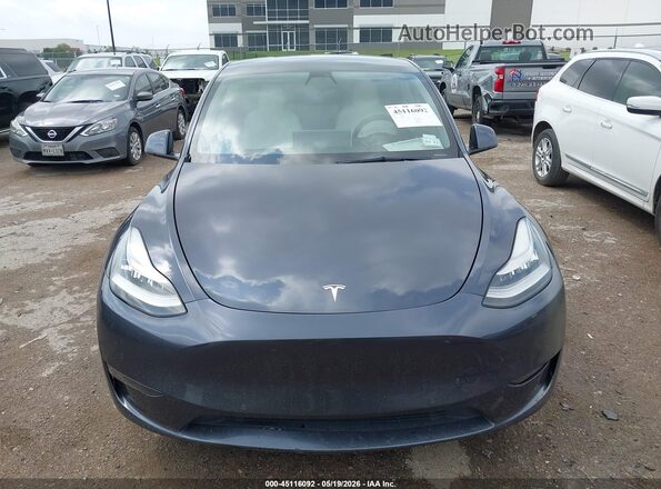 5YJYGDED6MF123312 2021 TESLA MODEL Y Серебряный Вид панели приборов