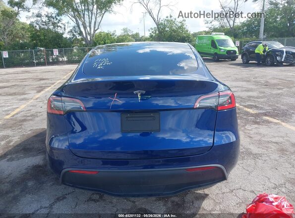 5YJYGDED8MF118242 2021 TESLA MODEL Y Синий Панорамный вид салона 360°