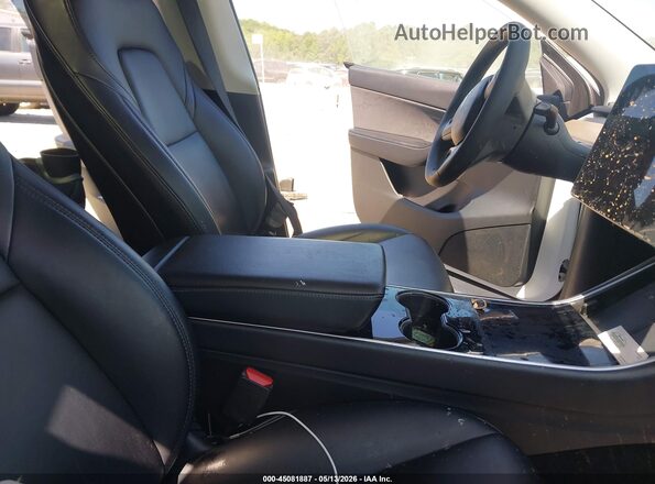 5YJYGDEE0MF068395 2021 TESLA MODEL Y White Սալոնի դիմացի տեսք