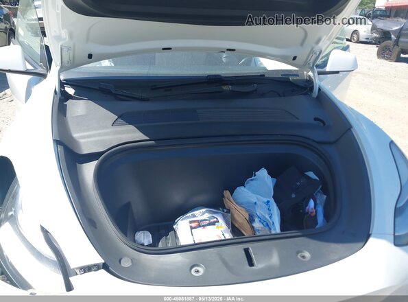 5YJYGDEE0MF068395 2021 TESLA MODEL Y White Հետևի տեսք