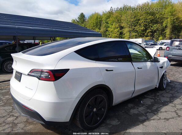 5YJYGDEE1MF208180 2021 TESLA MODEL Y White Rear right