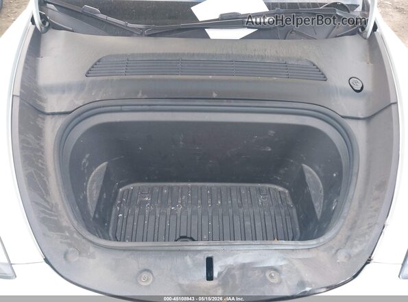 5YJYGDEE1MF278388 2021 TESLA MODEL Y White Rear view