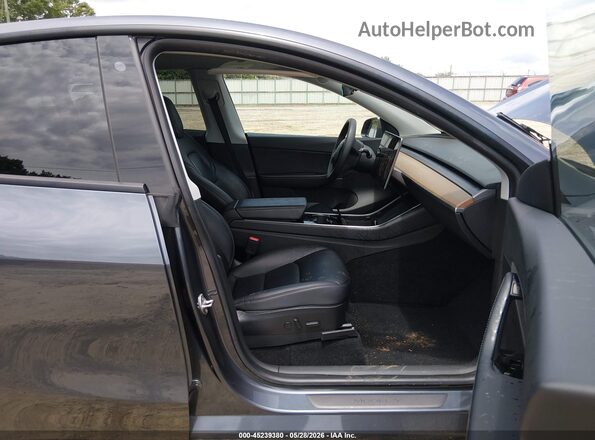 5YJYGDEE4LF029310 2020 TESLA MODEL Y Gray Вид салону спереду