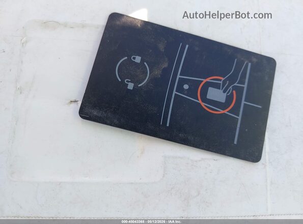 5YJYGDEE5LF015707 2020 TESLA MODEL Y White Vista del salpicadero