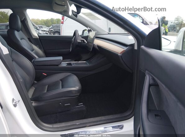 5YJYGDEE6MF286227 2021 TESLA MODEL Y White Vista interior delantera