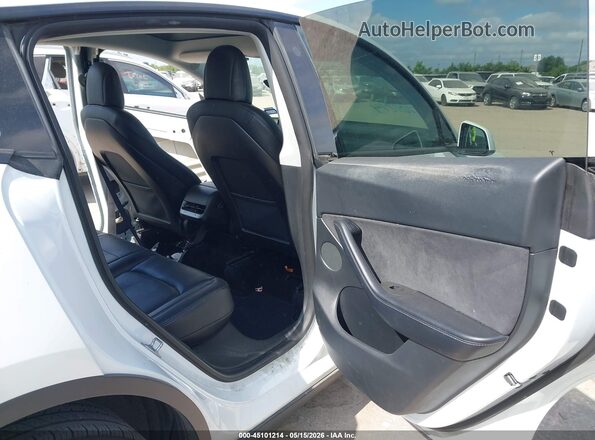 5YJYGDEE7MF287421 2021 TESLA MODEL Y White VIN կոդի պիտակի տեսք