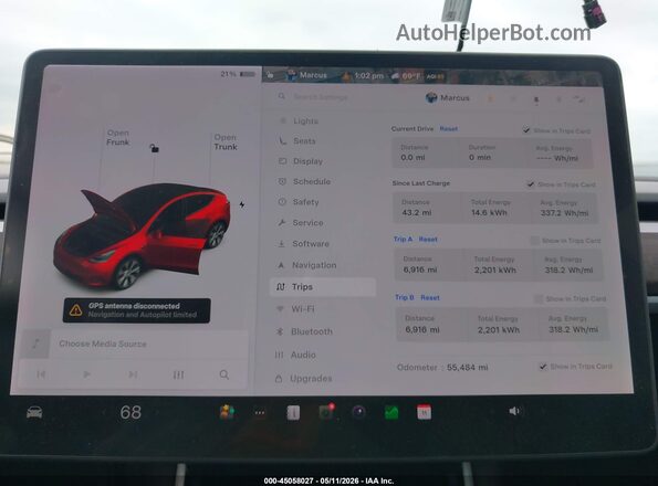5YJYGDEE8LF010016 2020 TESLA MODEL Y Red Vista de los asientos traseros