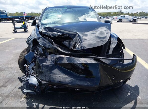 5YJYGDEE8MF197940 2021 TESLA MODEL Y Black Front view