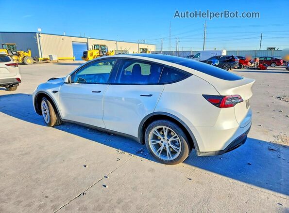 5YJYGDEE9LF032137 2020 TESLA MODEL White 