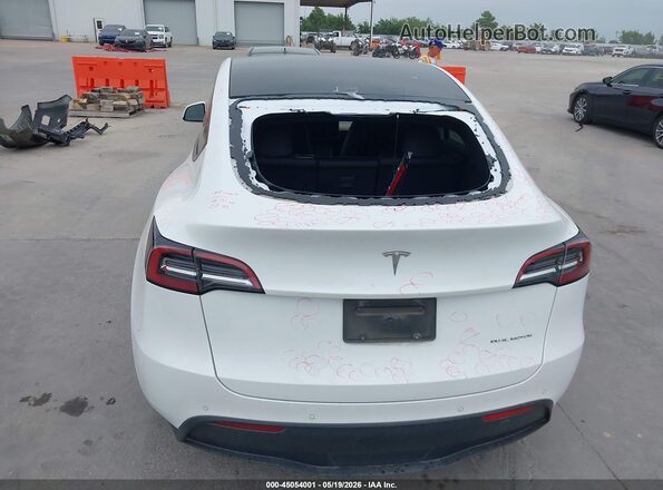 5YJYGDEE9MF208198 2021 TESLA MODEL Y White 