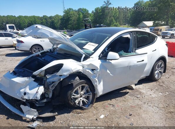 5YJYGDEE9MF286979 2021 TESLA MODEL Y White წინა მარცხენა ხედი სამი მეოთხედიდან