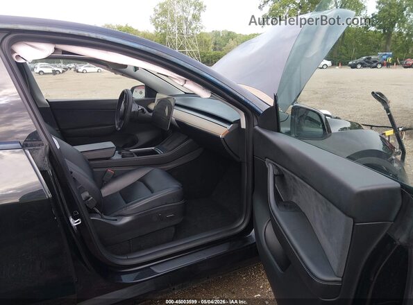 5YJYGDEF1MF251958 2021 TESLA MODEL Y Черный Вид салона спереди