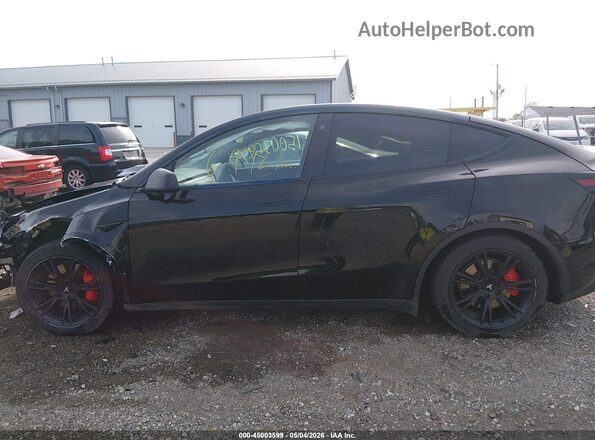 5YJYGDEF1MF251958 2021 TESLA MODEL Y Черный Вид задней части салона
