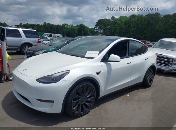 5YJYGDEF2MF137600 2021 TESLA MODEL Y White Vista tres cuartos delantera izquierda