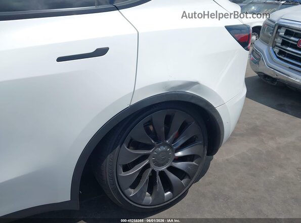 5YJYGDEF2MF137600 2021 TESLA MODEL Y White Vista frontal