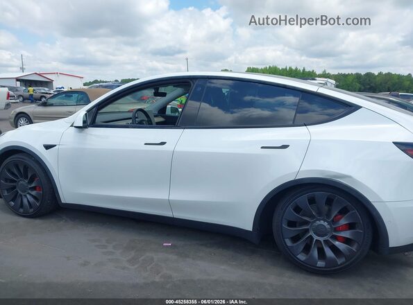 5YJYGDEF2MF137600 2021 TESLA MODEL Y White Vista interior de 360 grados